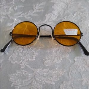 Round John Lennon Style Sunglasses Amber with Black Metal Frame